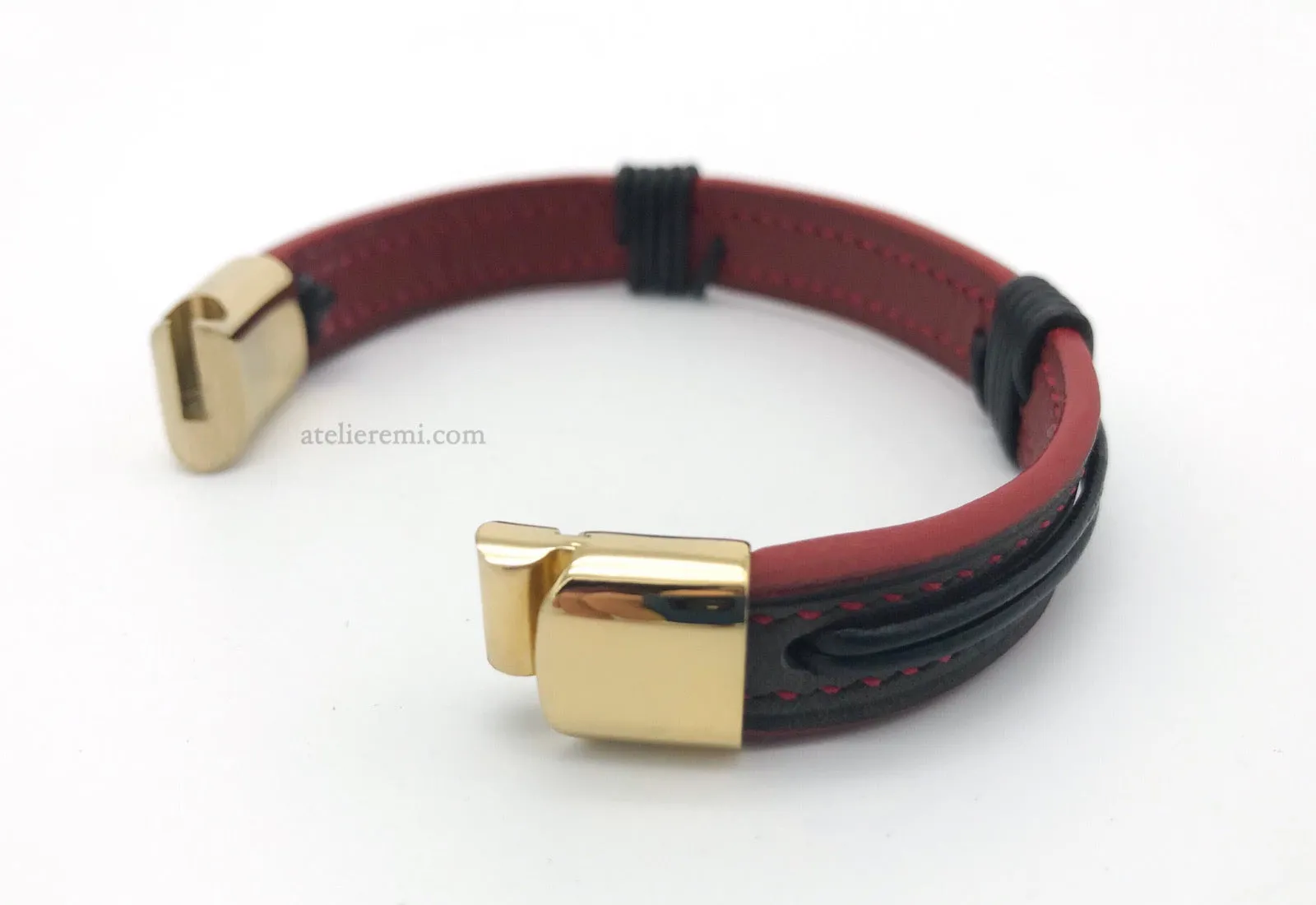 No. B01G | Couples Bracelet Set (Goatskin Lined Interior)